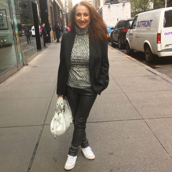 Meet your Posher, Sandrine - Picture 7 of 7